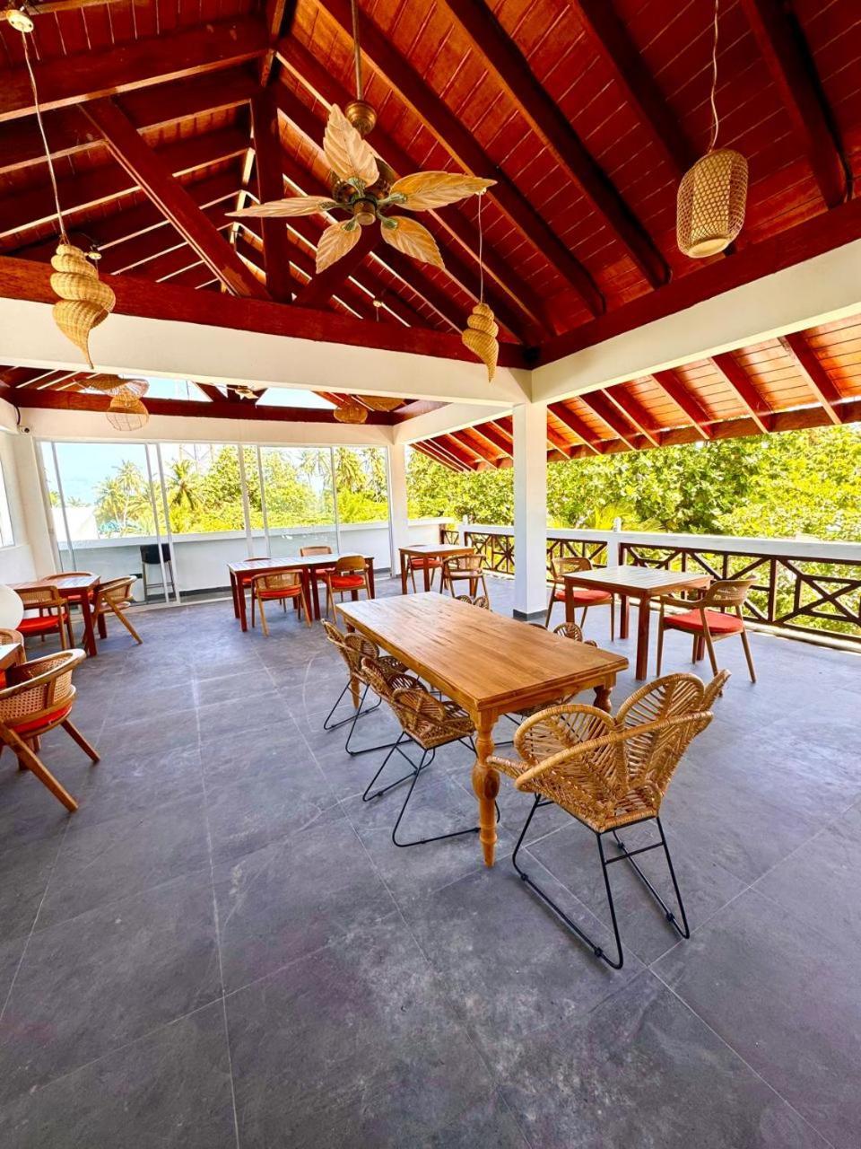 Sands Grand Dhigurah  Dış mekan fotoğraf