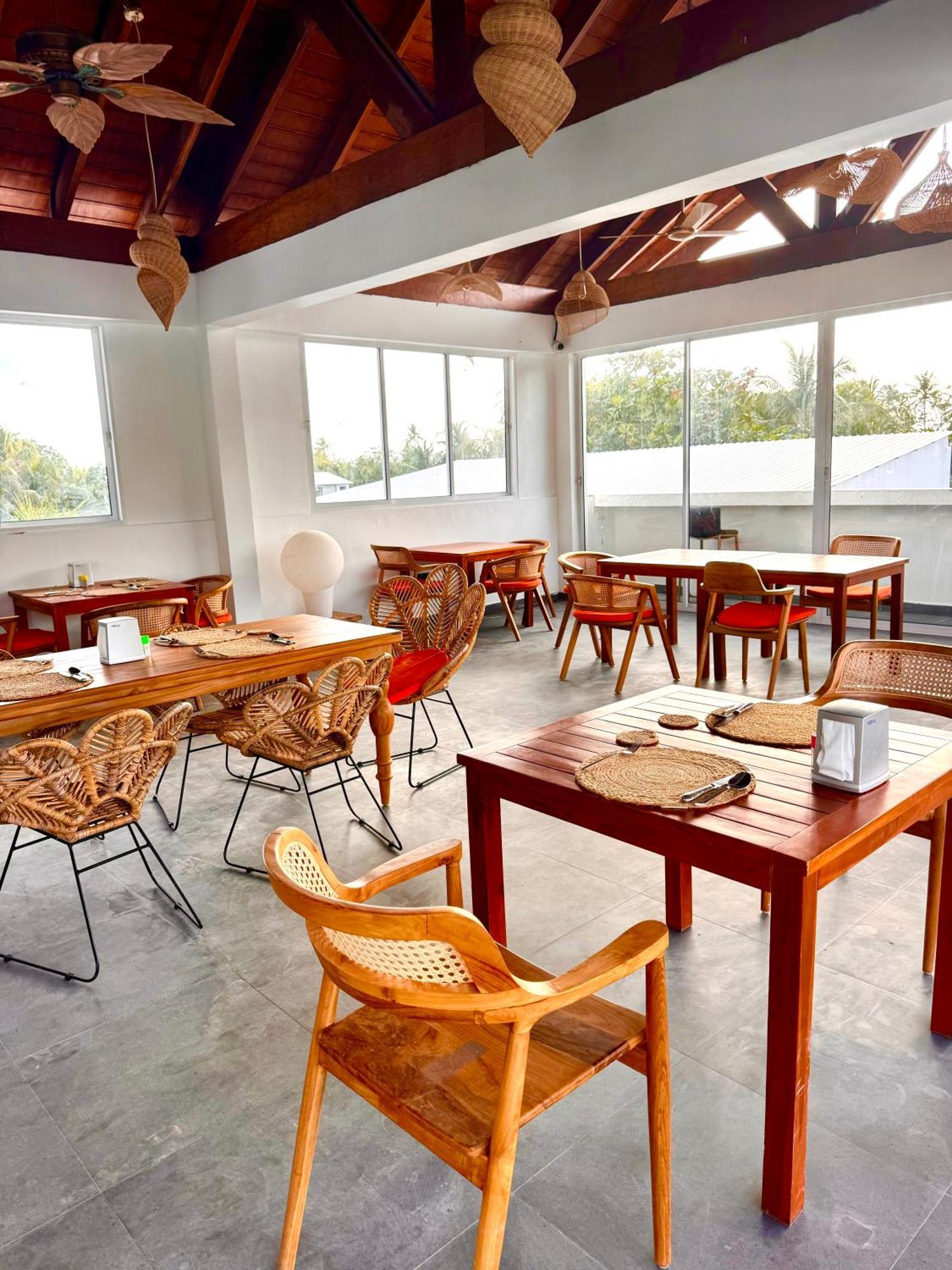 Sands Grand Dhigurah  Dış mekan fotoğraf
