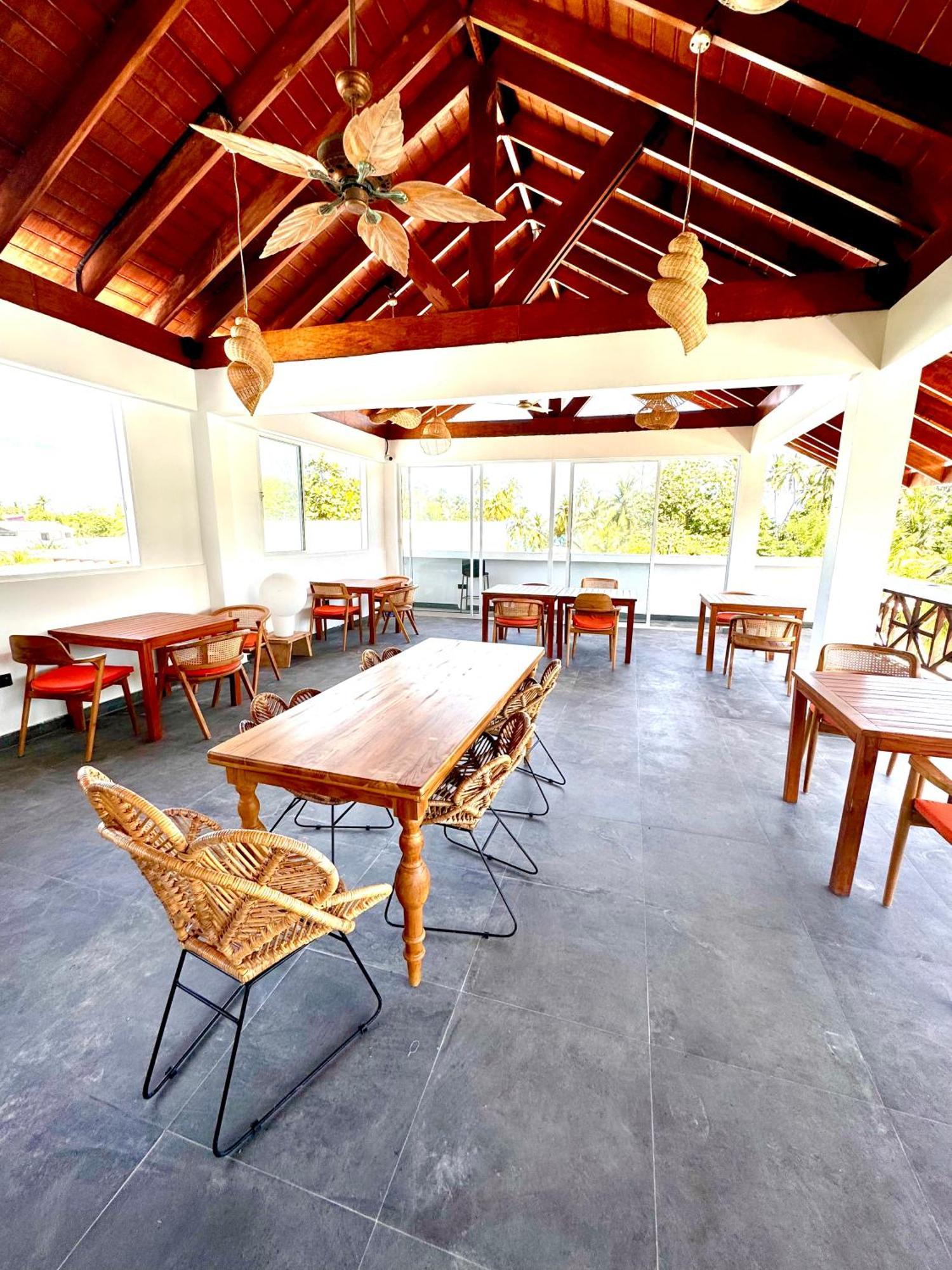 Sands Grand Dhigurah  Dış mekan fotoğraf